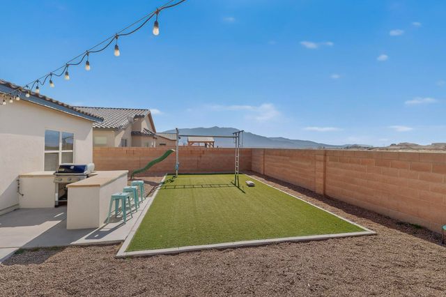 7221 Aldan Drive NE, Rio Rancho, NM 87144