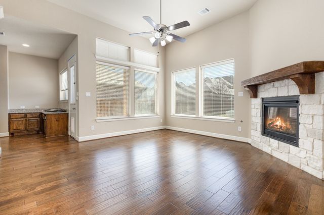 1320 Blue Lake Boulevard, Arlington, TX 76005