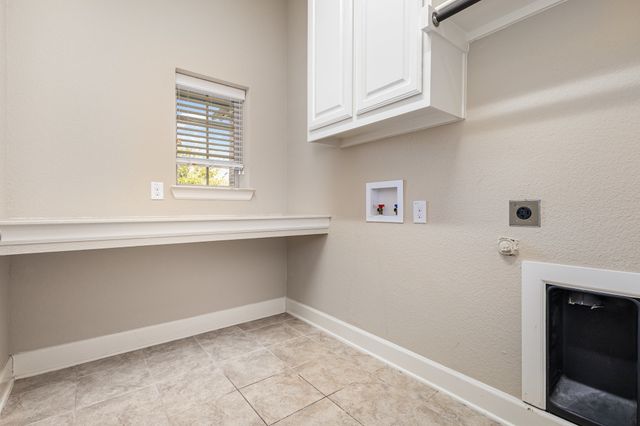 1320 Blue Lake Boulevard, Arlington, TX 76005