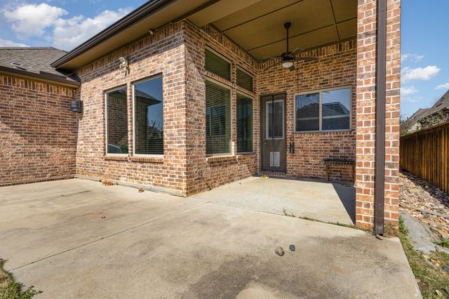 1320 Blue Lake Boulevard, Arlington, TX 76005