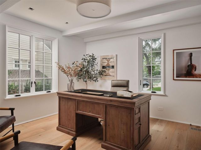 1012 Gaston Ave, Austin, TX 78703