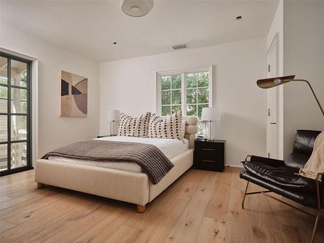 1012 Gaston Ave, Austin, TX 78703