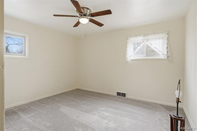 916 Buckingham Avenue, Flint, MI 48507