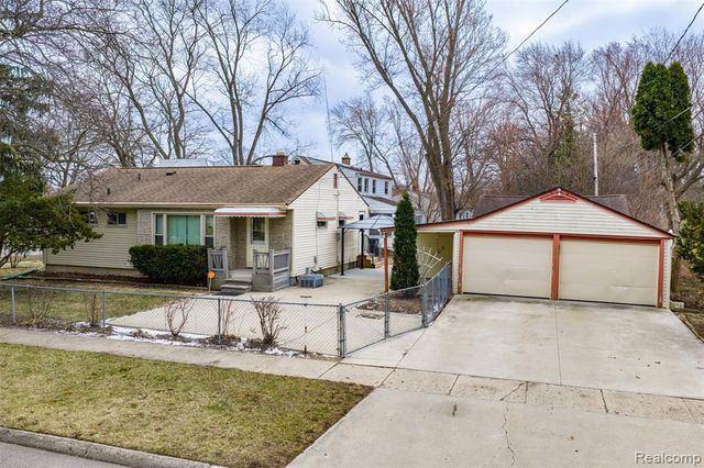 916 Buckingham Avenue, Flint, MI 48507