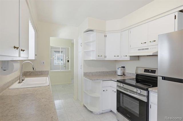 916 Buckingham Avenue, Flint, MI 48507