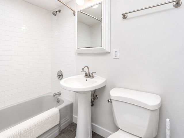 1105 Lexington Street 4-3, Waltham, MA 02452