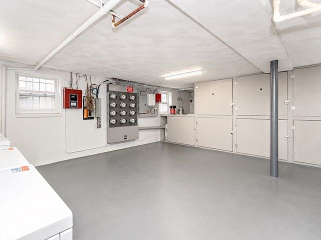 1105 Lexington Street 4-3, Waltham, MA 02452