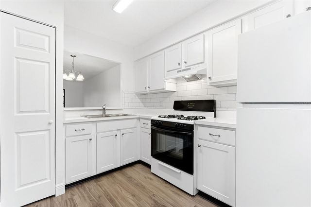 1471 MISSION DRIVE E, Clearwater, FL 33759