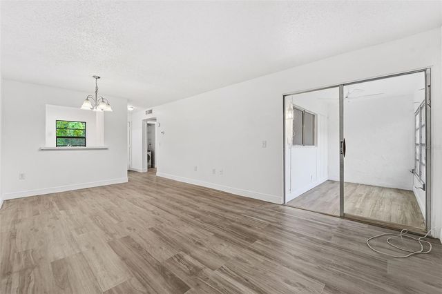 1471 MISSION DRIVE E, Clearwater, FL 33759