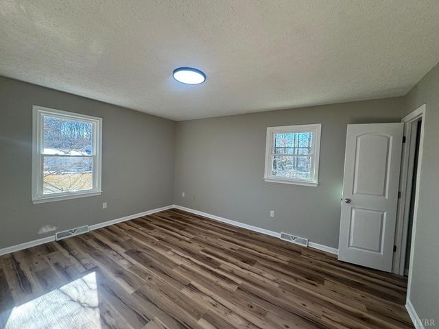 328 Cheyenne Drive, Lynchburg, VA 24502