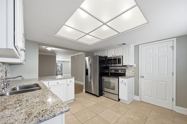 7807 Meadow Park Drive 106, Dallas, TX 75230