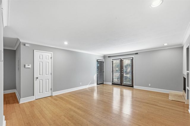 7807 Meadow Park Drive 106, Dallas, TX 75230