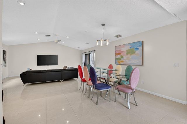 9177 SW 22nd Street B, Boca Raton, FL 33428