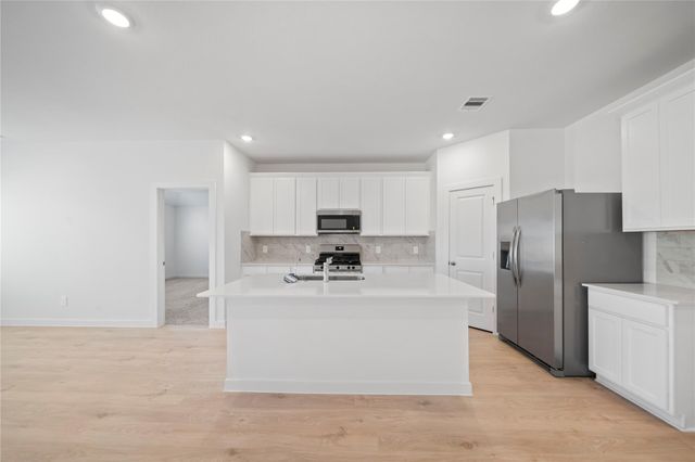 31134 Winchester Falls Court, Fulshear, TX 77423