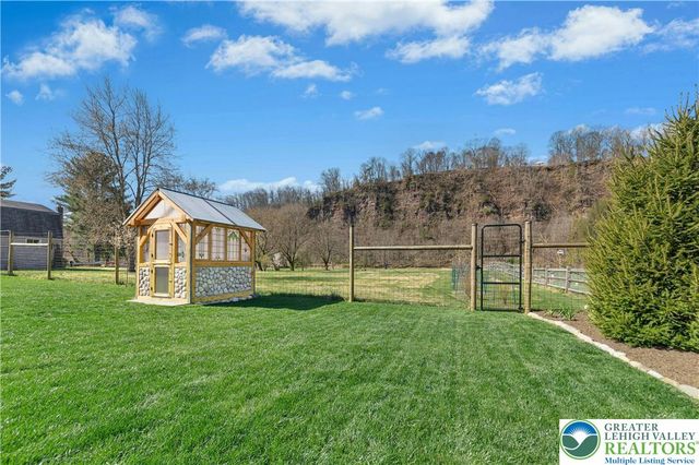 1235 River Road, Tinicum Twp, PA 18972