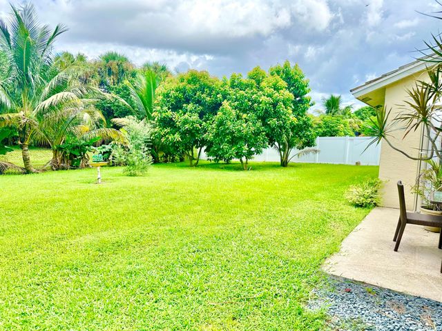 10591 Paso Fino Drive, Wellington, FL 33449