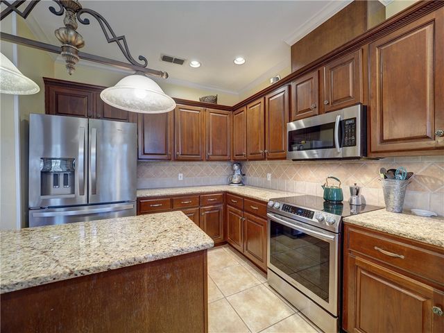 7022 Dunsford Dr, Corpus Christi, TX 78413