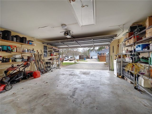 7022 Dunsford Dr, Corpus Christi, TX 78413