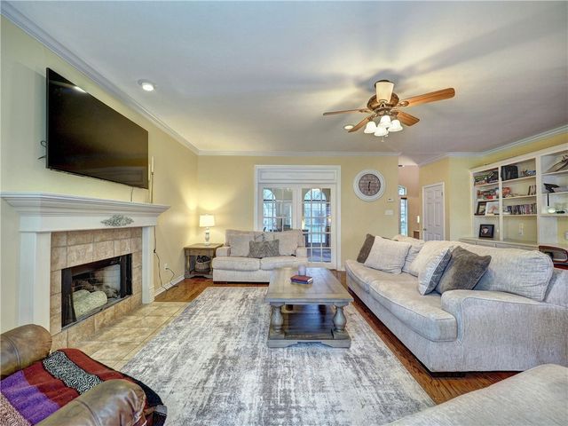7022 Dunsford Dr, Corpus Christi, TX 78413