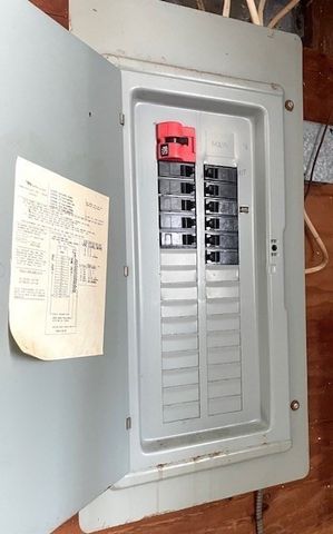 32 Woodstock St, Fall River, MA 02724