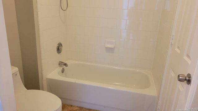 21318 RIO SABINAL, San Antonio, TX 78259
