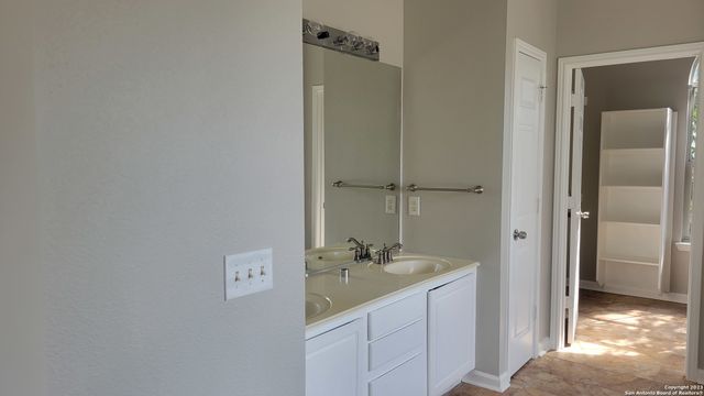 21318 RIO SABINAL, San Antonio, TX 78259