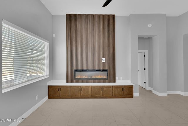 7549 Enchanted Park Drive, El Paso, TX 79911