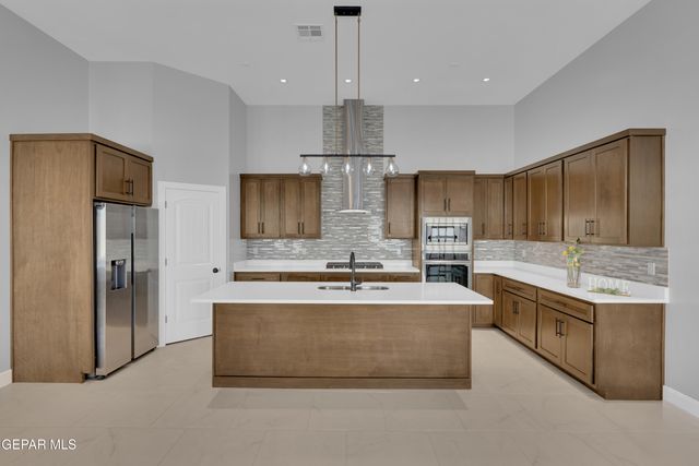 7549 Enchanted Park Drive, El Paso, TX 79911