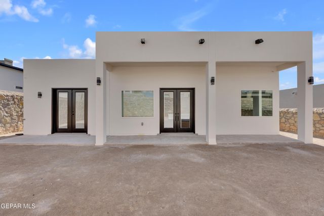 7549 Enchanted Park Drive, El Paso, TX 79911