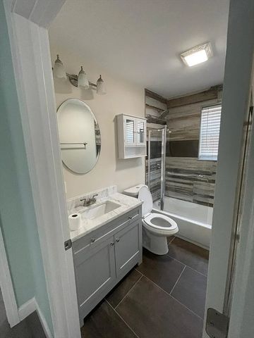 179 Ruskindale Rd 1, Boston, MA 02136