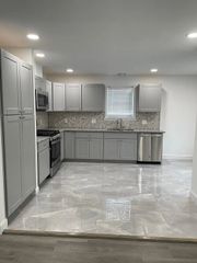 179 Ruskindale Rd 1, Boston, MA 02136
