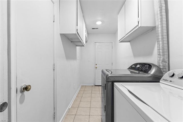 6048 Brookwood Dr Apt A, Suffolk, VA 23435