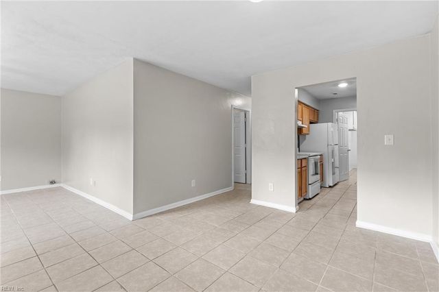 6048 Brookwood Dr Apt A, Suffolk, VA 23435