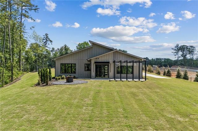 193 Laura Lake Road, Marietta, GA 30066