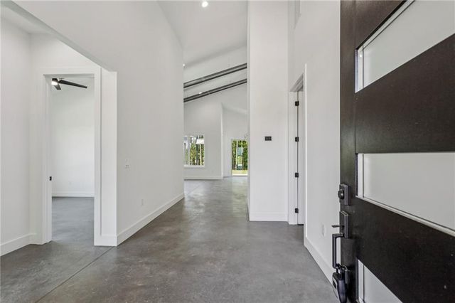 193 Laura Lake Road, Marietta, GA 30066