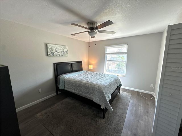 999 DR MARTIN LUTHER KING JR STREET S 4, St Petersburg, FL 33705