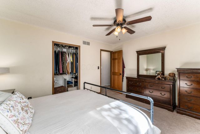 3205 Mahaffey Court, Pickerington, OH 43147