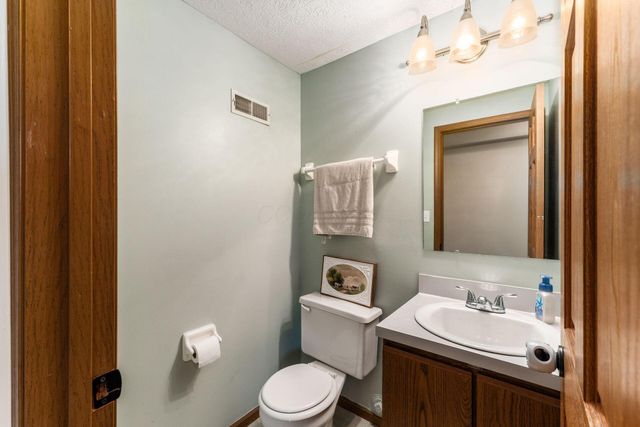 3205 Mahaffey Court, Pickerington, OH 43147