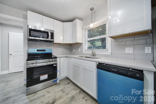 1801 Dallas Avenue, Charlotte, NC 28205