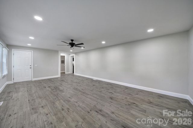1801 Dallas Avenue, Charlotte, NC 28205