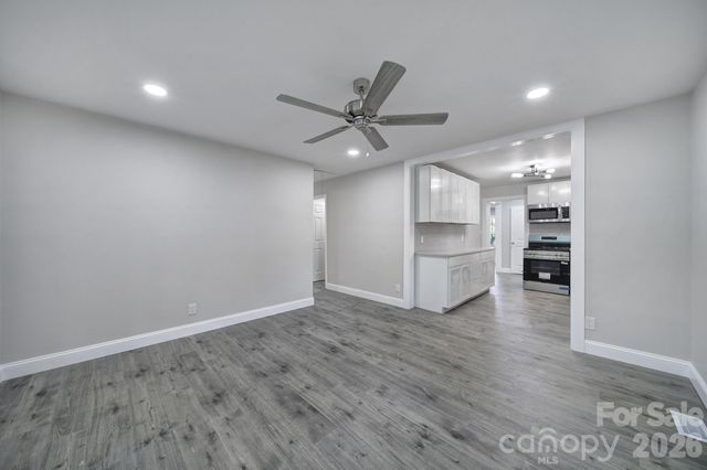 1801 Dallas Avenue, Charlotte, NC 28205