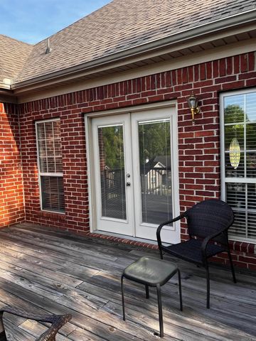 7361 W Ridge Circle, Sherwood, AR 72120