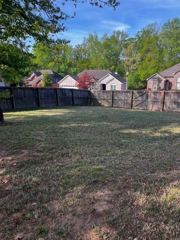 7361 W Ridge Circle, Sherwood, AR 72120