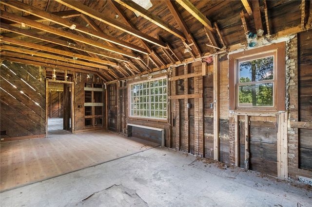 533 Scituate Avenue, Cranston, RI 02920