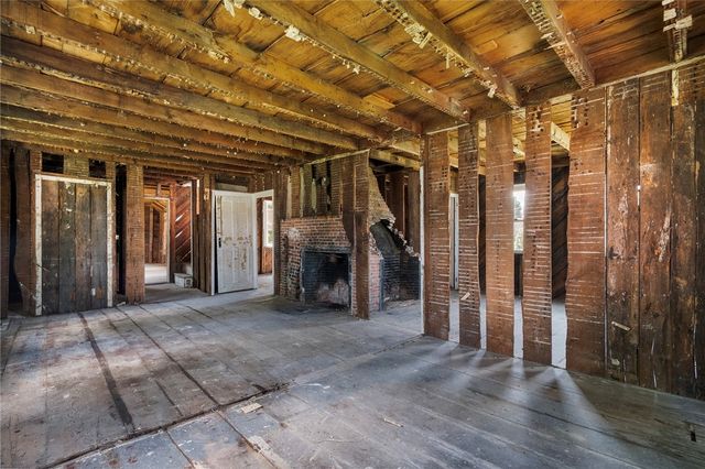 533 Scituate Avenue, Cranston, RI 02920