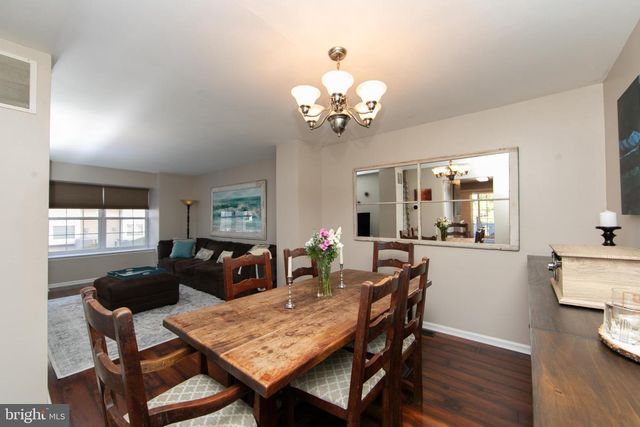 4605 GRENWICH LN, Mount Laurel, NJ 08054