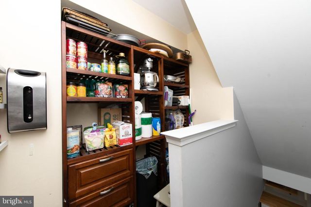 4605 GRENWICH LN, Mount Laurel, NJ 08054