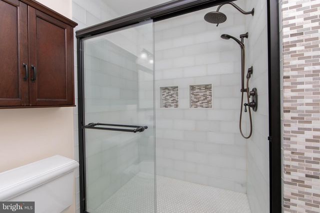 4605 GRENWICH LN, Mount Laurel, NJ 08054