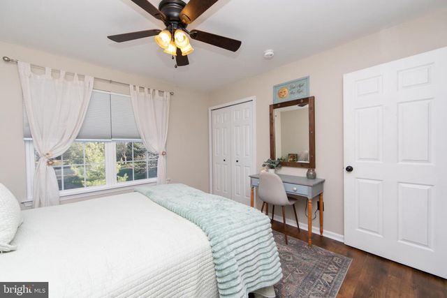 4605 GRENWICH LN, Mount Laurel, NJ 08054