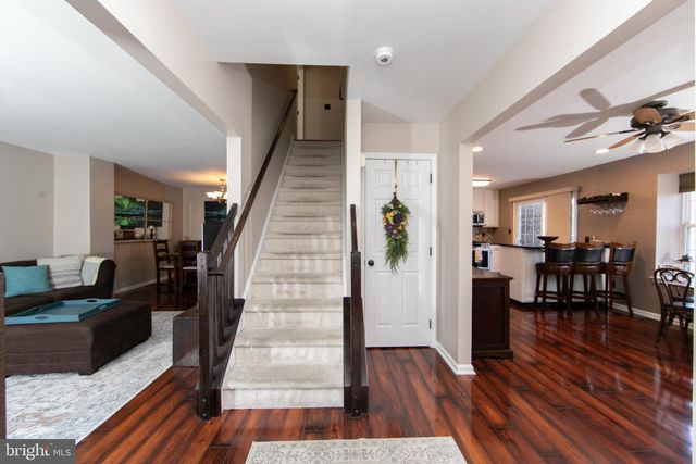 4605 GRENWICH LN, Mount Laurel, NJ 08054